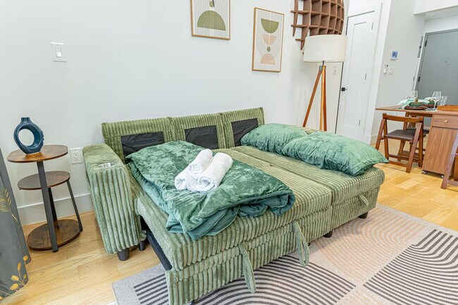 Building Photo - 1255 Decatur St