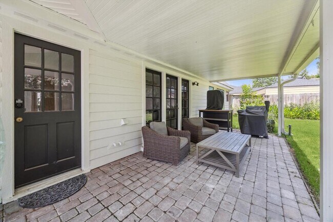 Building Photo - 12727 Kingsride Ln