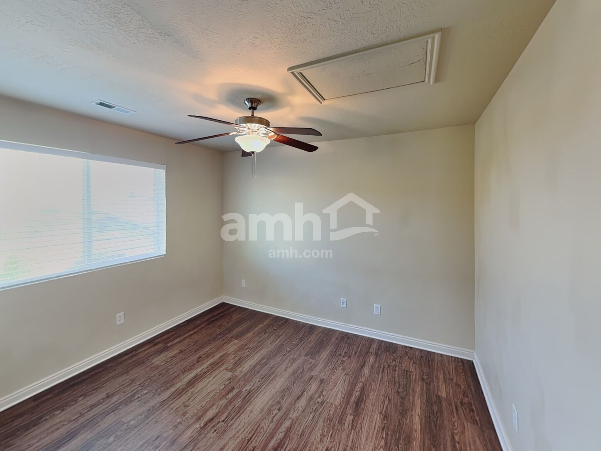 Building Photo - 841 Wilstead Dr