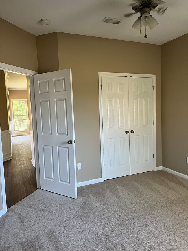 Building Photo - 183 Co Rd 739