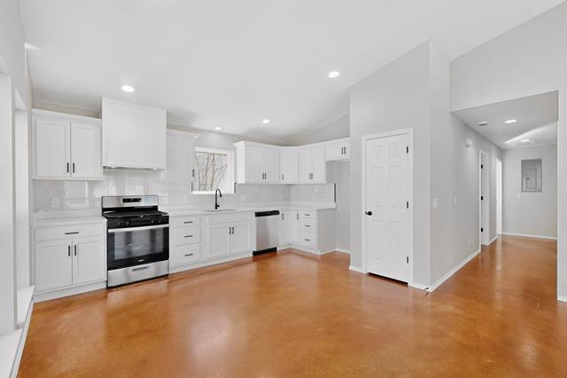 Building Photo - 1471 W Kaufman St