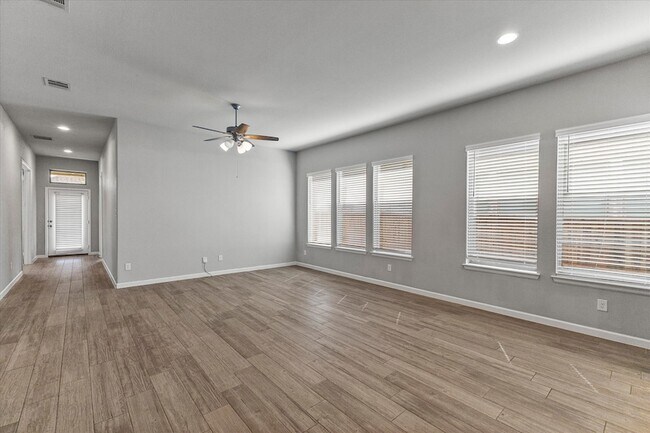 Building Photo - 2412 Bathwick Ln
