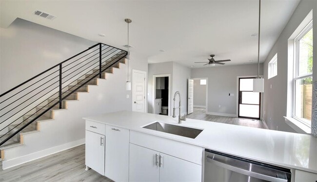 Building Photo - 6111 Carnation Terrace