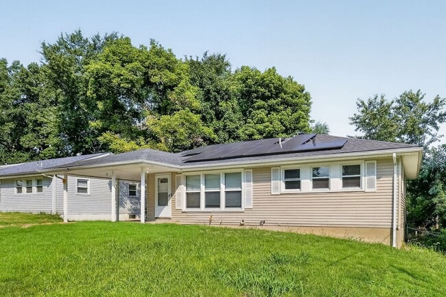Building Photo - 2059 Wilbert Dr