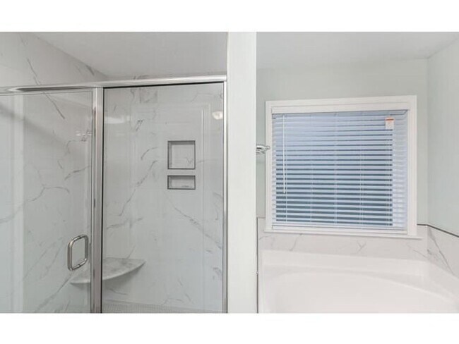 Building Photo - 210 Palisade Rdg