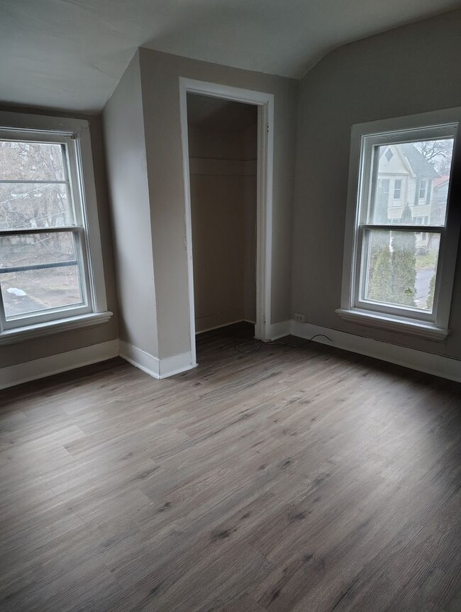 Building Photo - 1-3 McConnel Avenue