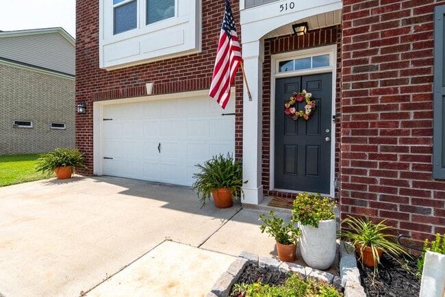 Building Photo - 510 Kittiwake Ln