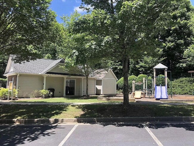 Building Photo - 4005 Weatherford Cir