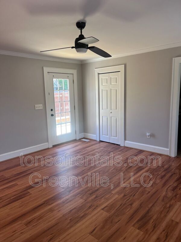 Building Photo - 205 Thackston St