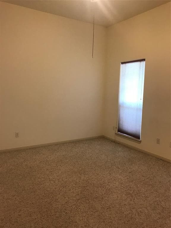 Building Photo - 2429 Chantilly Ln