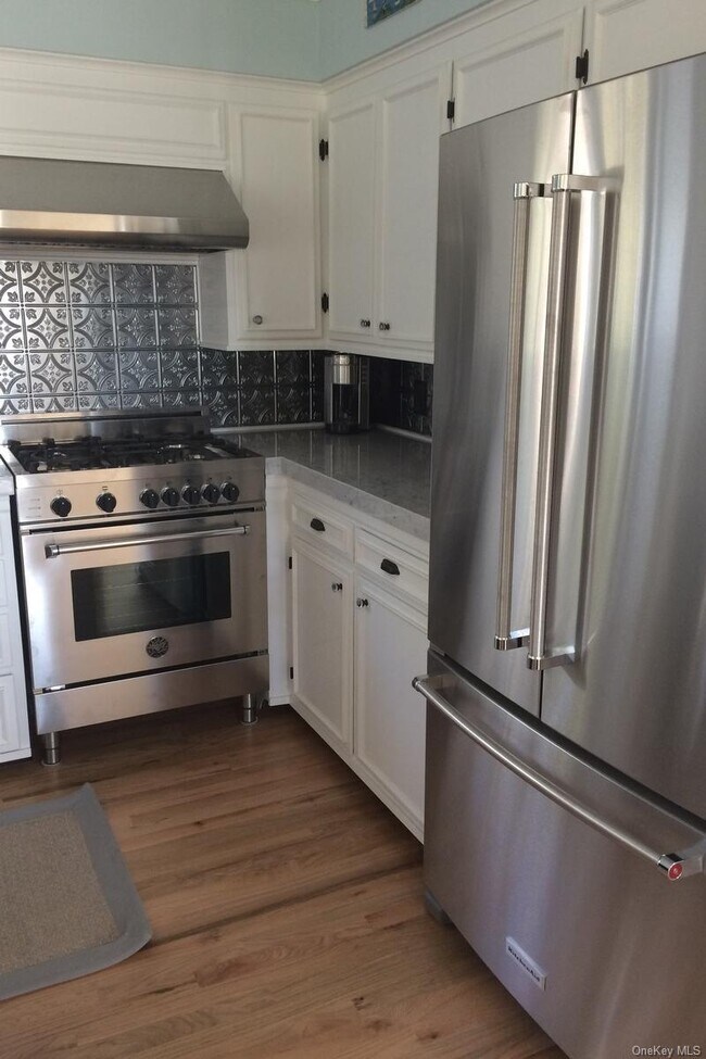 Building Photo - 56 Seaman Rd