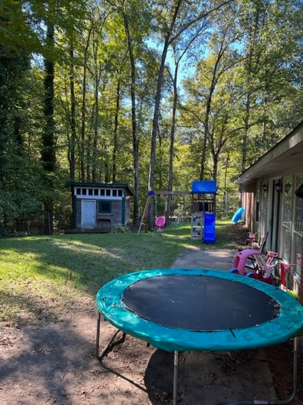 Building Photo - 40 Big Tom Rd