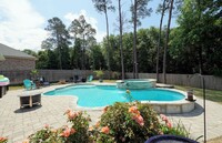Building Photo - Pool Home in Niceville