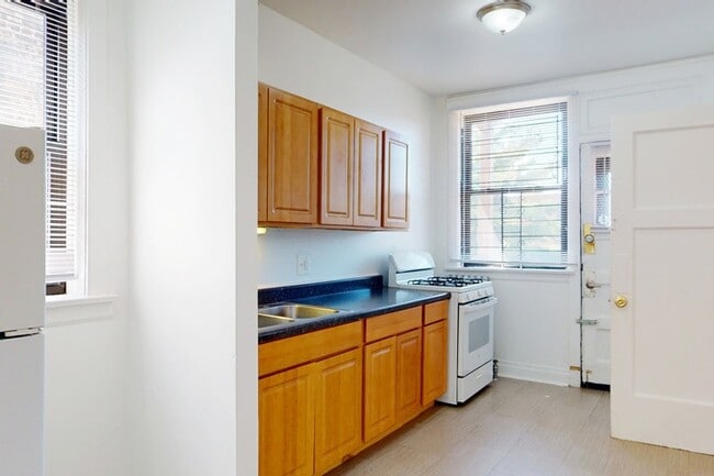 Floorplan - 5452 S. Ellis Avenue