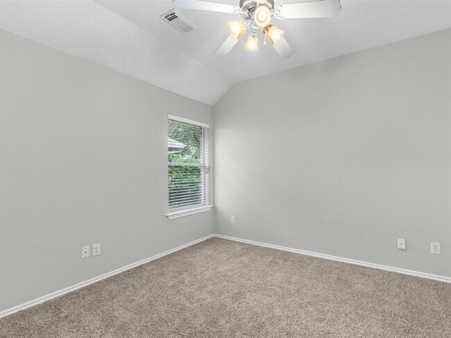 Building Photo - 23301 Tuttle Ct