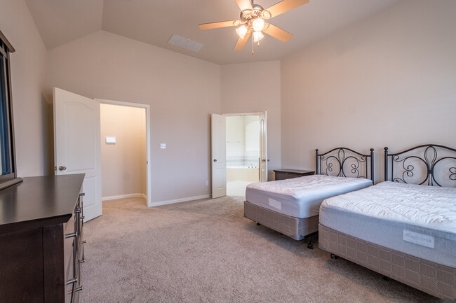 Building Photo - 4 Bedroom, 3 Bath, Single-Story Home in Parkside at Mayfield Ranch