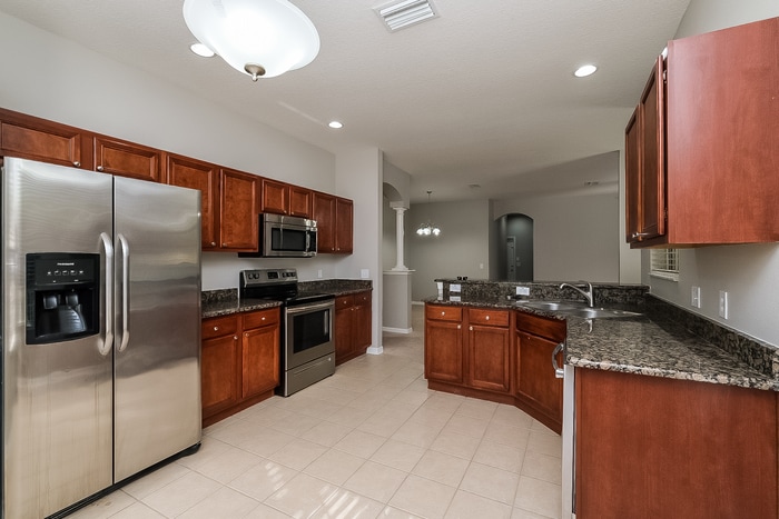 Building Photo - 20071 Heritage Point Dr