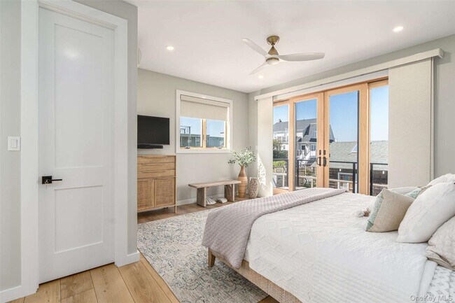 Building Photo - 4 Atlantic Ave