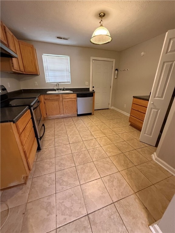 Building Photo - 939 Chester Cir