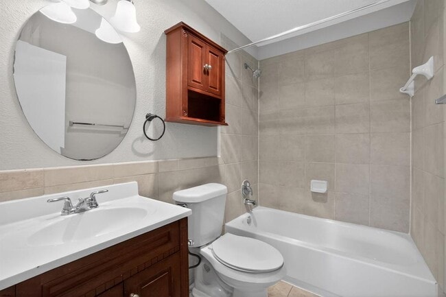 Building Photo - 1505 Timber St