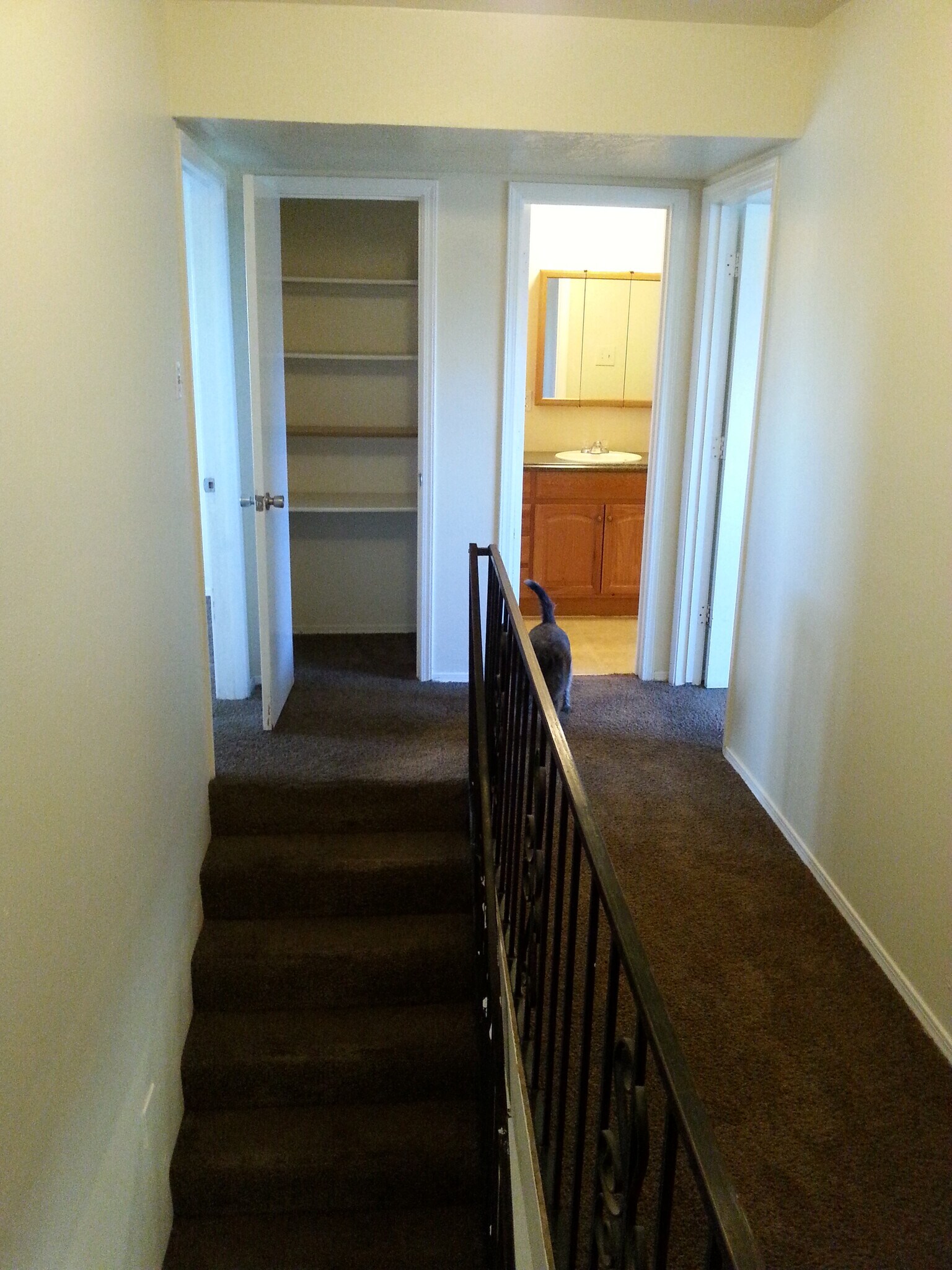 Building Photo - 2101 Elm St SE