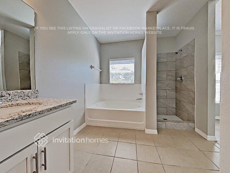 Building Photo - 3107 Queen Alexandria Dr