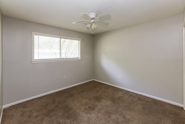 Building Photo - 3 Bedroom Jackson Home