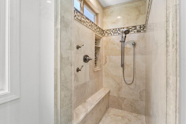 Building Photo - Beautiful 4-Bedroom Home with Private Pool...
