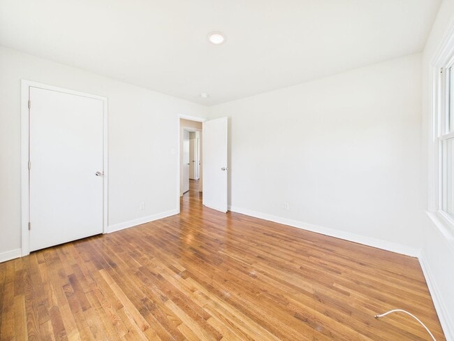 Building Photo - 1706 Catalina Dr