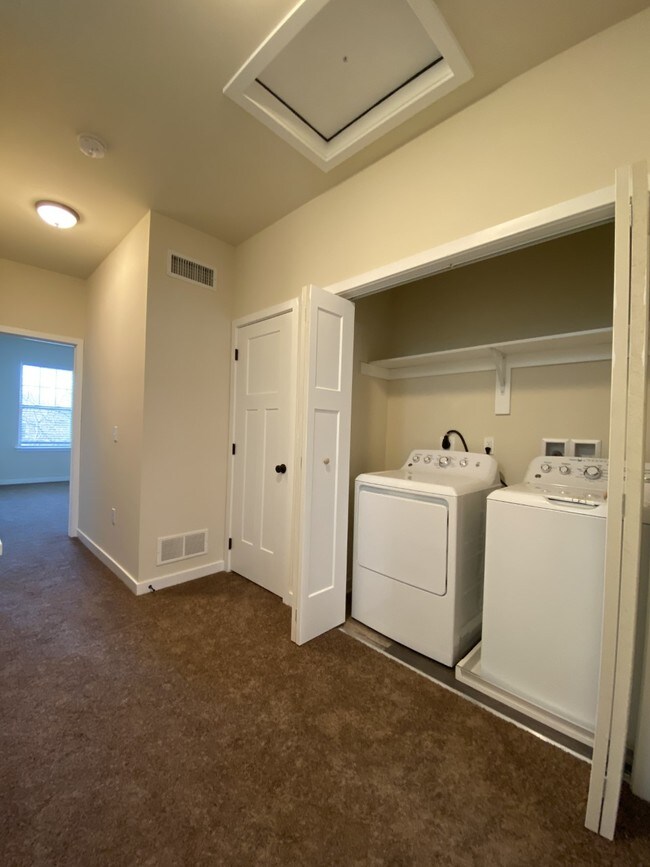 Building Photo - 25 John Alley