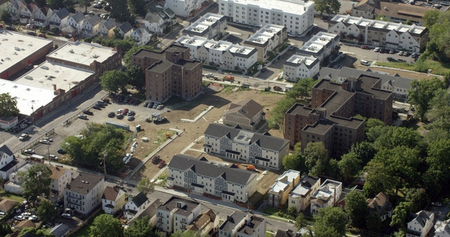 Primary Photo - Heritage Homes