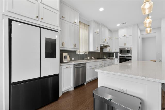 Building Photo - 8616 Bethpage Dr