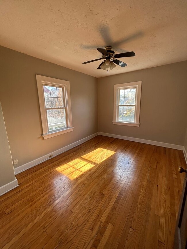 Building Photo - 3Bd 2BA Single Family Cleveland Heights