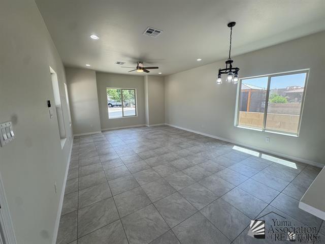 Building Photo - 3400 S Ave 7 E