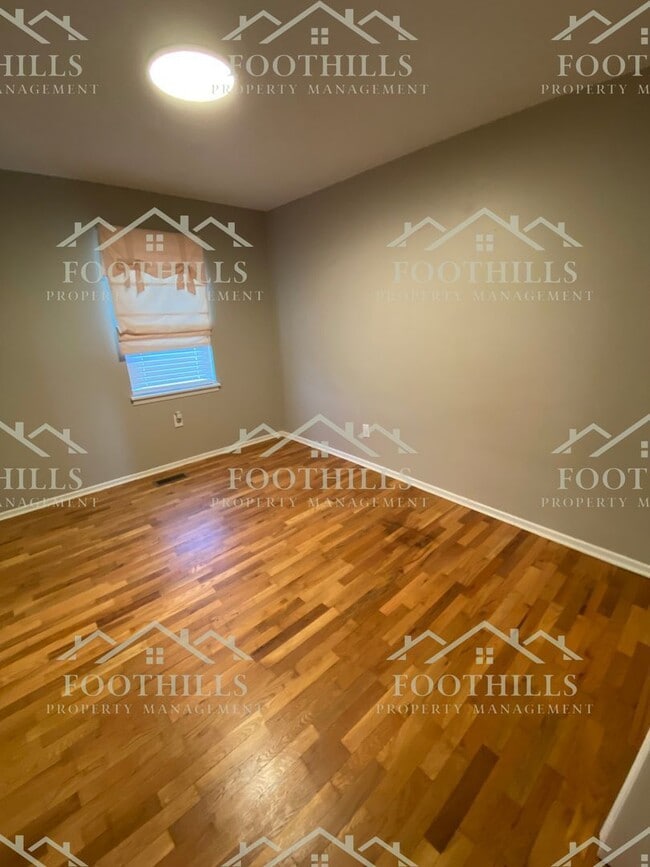 Building Photo - 500 Concord Rd