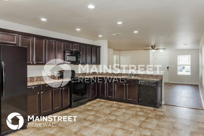 Building Photo - 119 Darrow Creek Dr