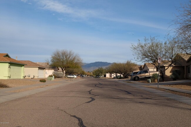 Building Photo - 8042 E Sundew Dr