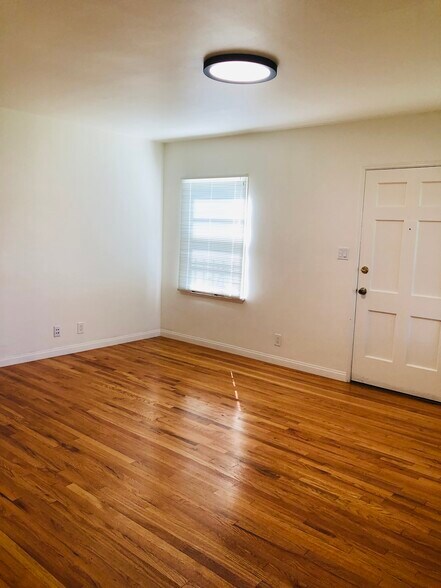 Living Room - 12544 Venice Blvd