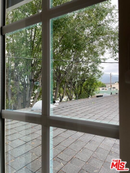 Building Photo - 4112 Ocean View Blvd