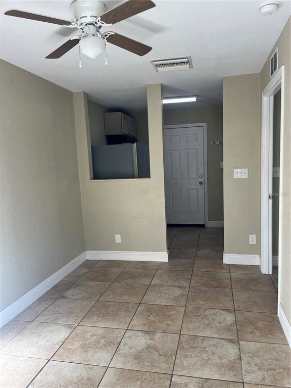 Building Photo - 224 E St