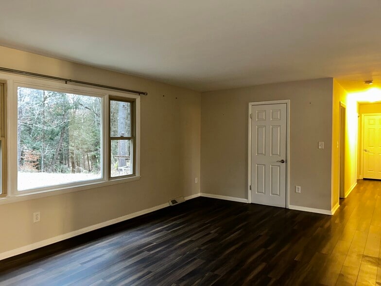 Building Photo - 292 Washington St