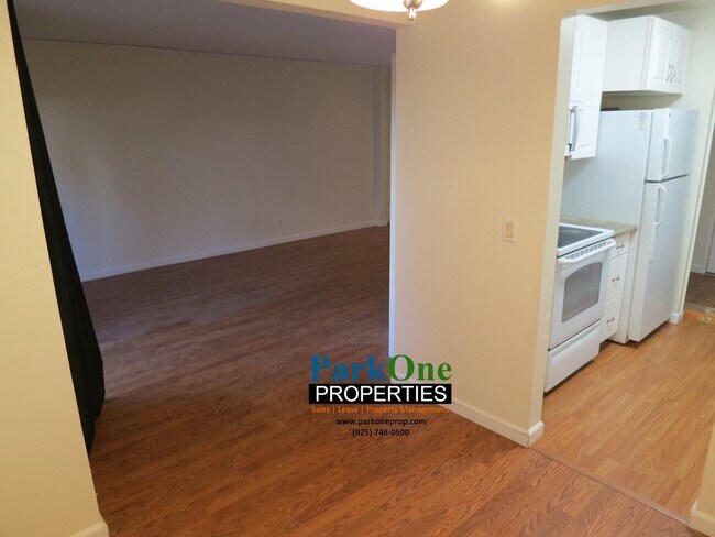 Building Photo - Condo Available in the Keys! Near Downtown Walnut Creek, Close to BART and the Freeway!