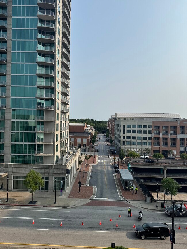 Building Photo - 270 17th St NW
