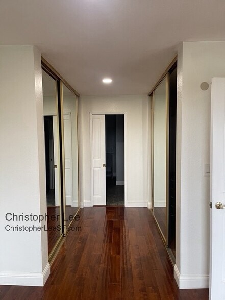 Building Photo - 3039 St James Rd