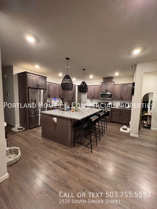 Building Photo - 2926 S Ginger St