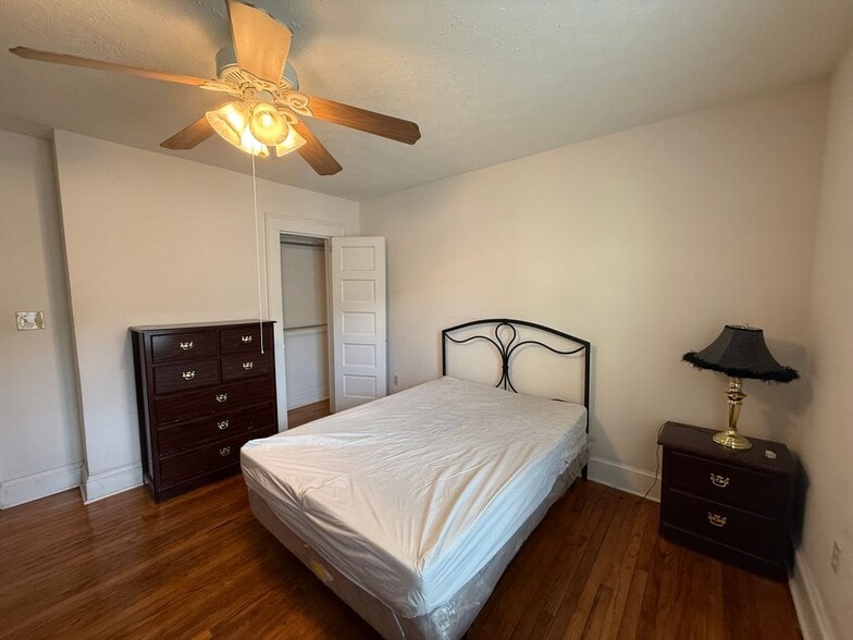 Building Photo - 2340 Newnan St