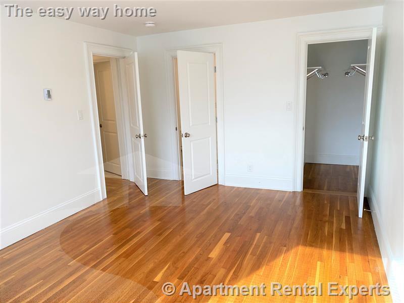 Building Photo - 134 Summer St