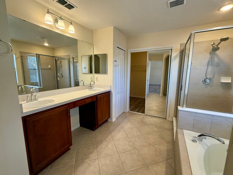 Building Photo - 3351 Highland Mill Ln