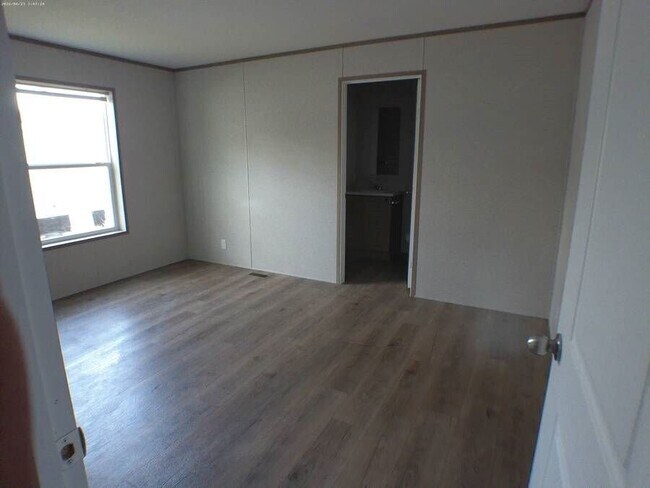 Building Photo - 4285 IN-9