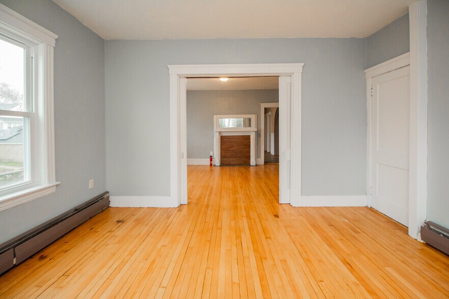 Building Photo - 77 Cohasset St